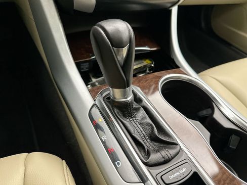 Used 2020 Acura TLX FWD image 24