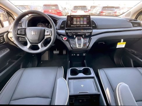 New 2026 Honda Odyssey Elite image 12