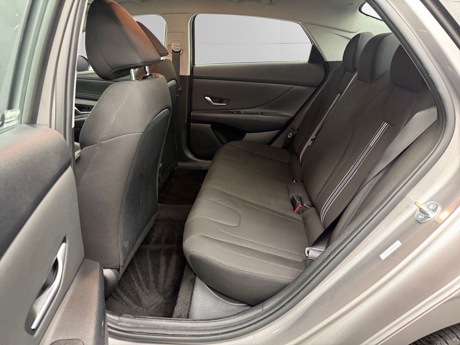 Certified 2023 Hyundai Elantra SEL w/ Convenience Package FWD image 13