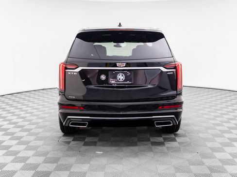 New 2025 Cadillac XT6 Premium Luxury image 8