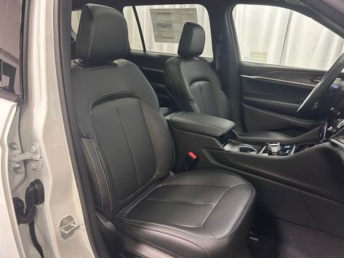 New 2026 Jeep Grand Cherokee L Limited AWD/4WD image 24