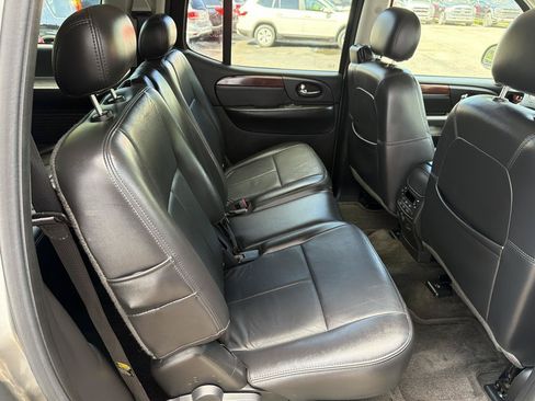 Used 2006 GMC Envoy XL SLT AWD/4WD image 12