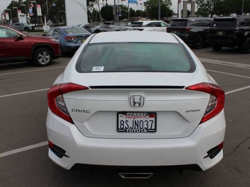 Used 2020 Honda Civic Sport image 15