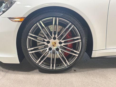 Used 2015 Porsche 911 Turbo AWD/4WD image 37