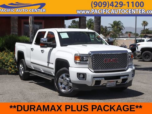 Used 2015 GMC Sierra 2500 Denali w/ Duramax Plus Package AWD/4WD image 1