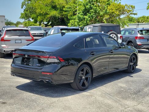Used 2023 Honda Accord Sport image 3