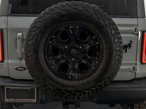 Used 2021 Ford Bronco First Edition image 10