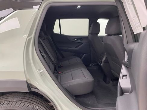 Used 2025 Chevrolet Equinox LT AWD/4WD image 14