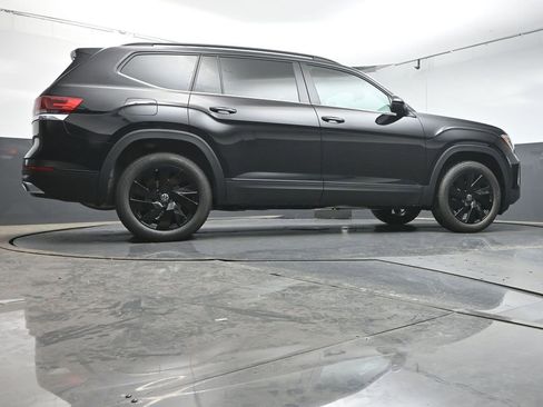 New 2026 Volkswagen Atlas SE FWD image 41