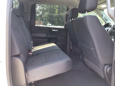 Used 2022 Chevrolet Silverado 2500 Custom w/ Custom Convenience Package AWD/4WD image 19