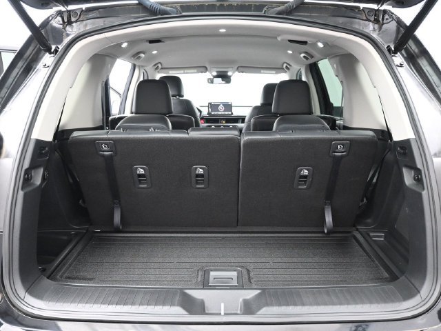 Used 2025 Honda Pilot EX-L image 32