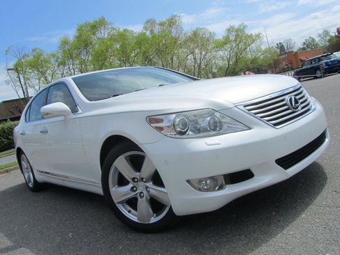 Used 2011 Lexus LS 460 Luxury w/ Luxury Value Edition image 2