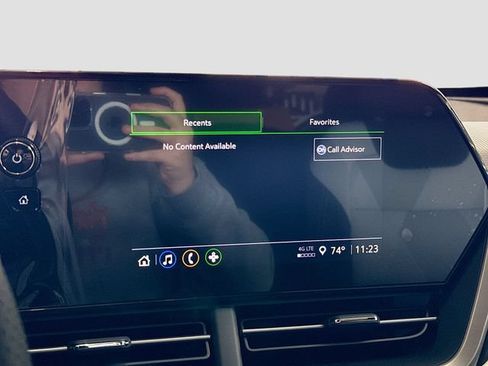 New 2026 Chevrolet Trax RS w/ Sunroof Package FWD image 13