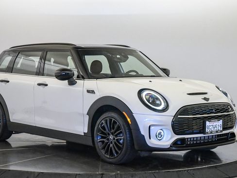 Used 2024 MINI Cooper Clubman S w/ Signature Upholstery Package FWD image 6