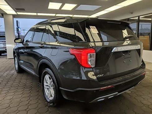 Used 2023 Ford Explorer XLT w/ Equipment Group 202A image 11