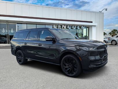 New 2027 Lincoln Navigator L Reserve w/ Jet Appearance Package