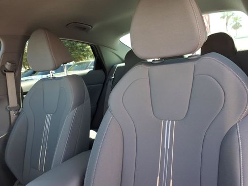 Certified 2025 Hyundai Elantra Sport FWD image 13