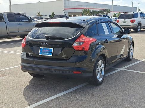 Used 2014 Ford Focus SE image 3