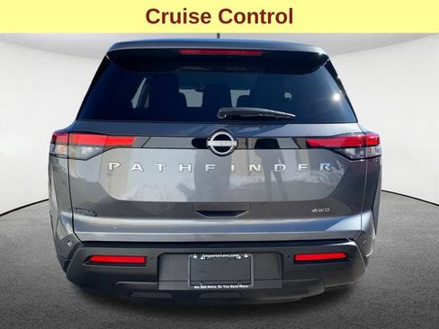 Used 2025 Nissan Pathfinder S AWD/4WD image 11