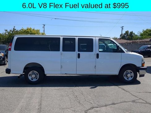 Used 2020 Chevrolet Express 3500 LT w/ LT Preferred Equipment Group RWD image 9