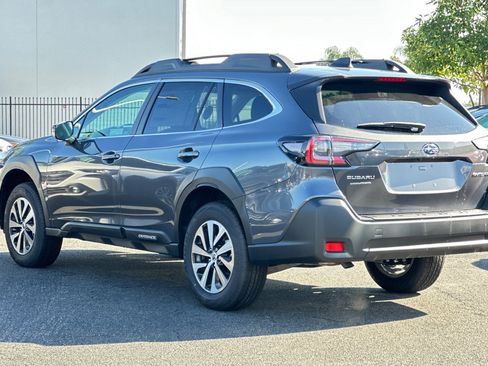 New 2025 Subaru Outback Premium image 3