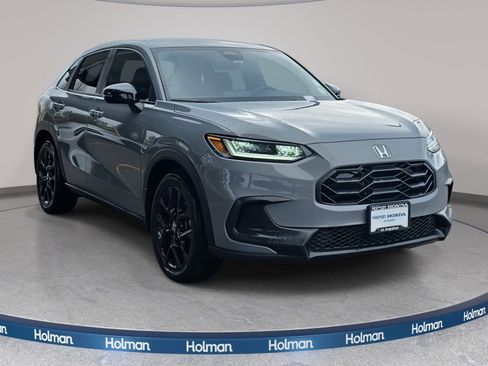 Used 2023 Honda HR-V Sport image 4