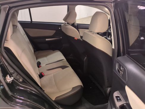 Used 2016 Subaru Crosstrek 2.0i Premium w/ Moonroof Package image 12