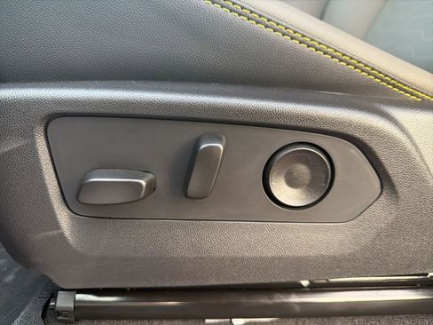 New 2026 Chevrolet Colorado ZR2 w/ Technology Package image 16