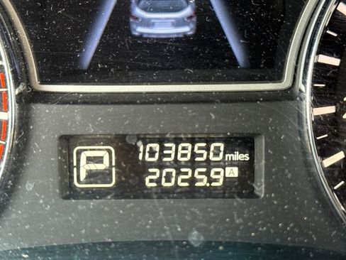 Used 2015 Nissan Pathfinder S image 24