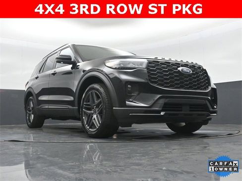 Used 2025 Ford Explorer ST-Line w/ ST-Line Street Pack image 37