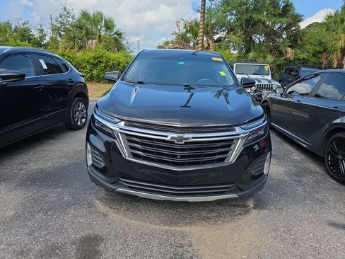 Used 2022 Chevrolet Equinox LT FWD image 2