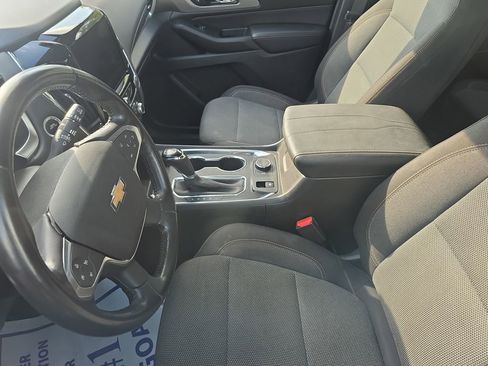 Used 2018 Chevrolet Traverse LT image 13