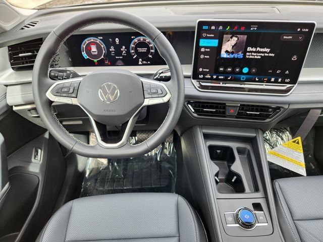 New 2026 Volkswagen Tiguan SE AWD/4WD image 23