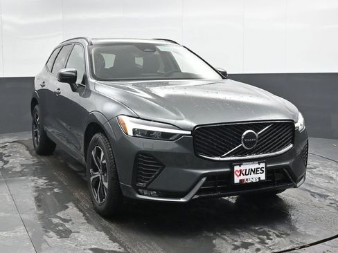 New 2026 Volvo XC60 B5 Core w/ Protection Package Premier image 4