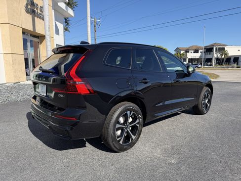 New 2026 Volvo XC60 B5 Core image 4