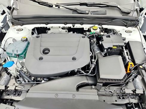 New 2026 Volvo XC40 B5 Ultra w/ Climate Package image 30