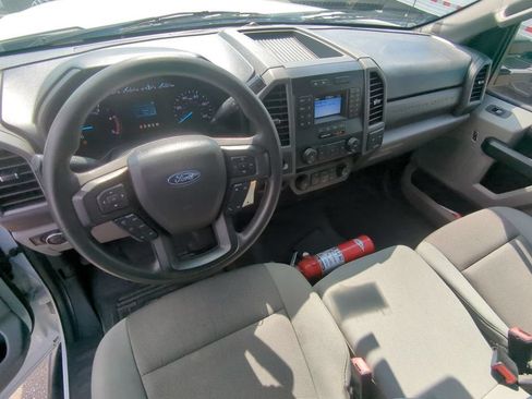 Used 2020 Ford F550 2WD Regular Cab Super Duty image 21