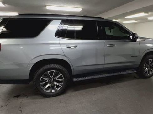 Certified 2024 Chevrolet Tahoe Z71 w/ Luxury Package AWD/4WD image 9