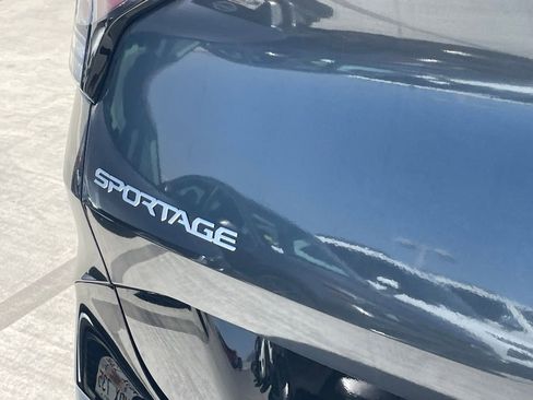 Used 2024 Kia Sportage SX FWD image 4