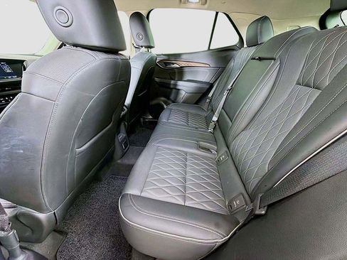 Used 2023 Buick Envision Avenir image 25