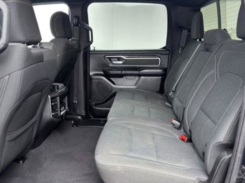 Used 2019 RAM 1500 Big Horn AWD/4WD image 17