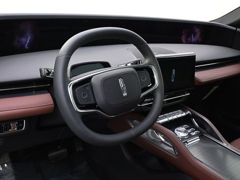 New 2026 Lincoln Nautilus Reserve w/ Jet Appearance Package image 11