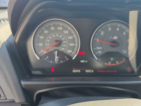 Used 2017 BMW M2 image 5