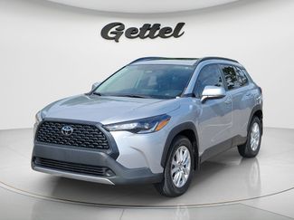Certified 2024 Toyota Corolla Cross LE w/ Moonroof Package FWD video 1