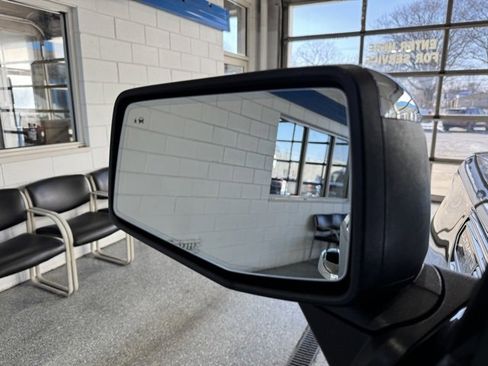 Used 2025 GMC Sierra 1500 Denali Ultimate image 25