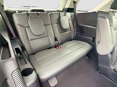 Used 2026 Ford Explorer Active w/ Active Comfort Package AWD/4WD image 29