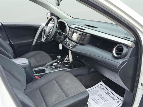 Used 2016 Toyota RAV4 LE AWD/4WD image 15