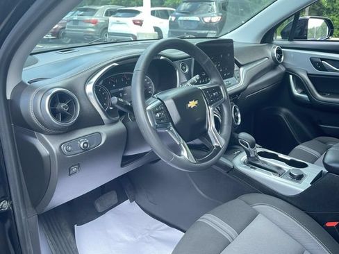Certified 2024 Chevrolet Blazer LT w/ Convenience Package FWD image 10
