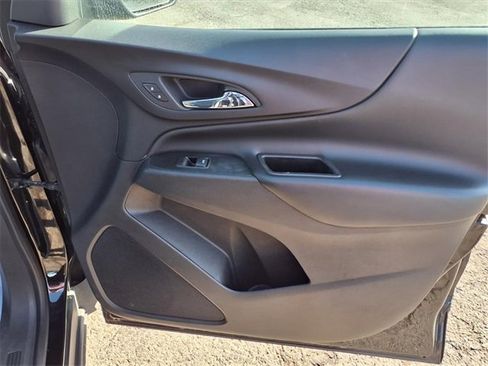 Used 2022 Chevrolet Equinox LT image 88