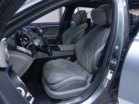 Used 2024 Mercedes-Benz Maybach S 680 4MATIC image 8